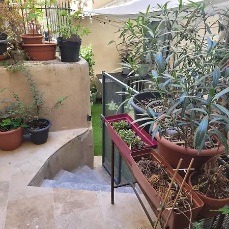 L'Atypique Des Arenes Apartamento Nîmes Exterior foto